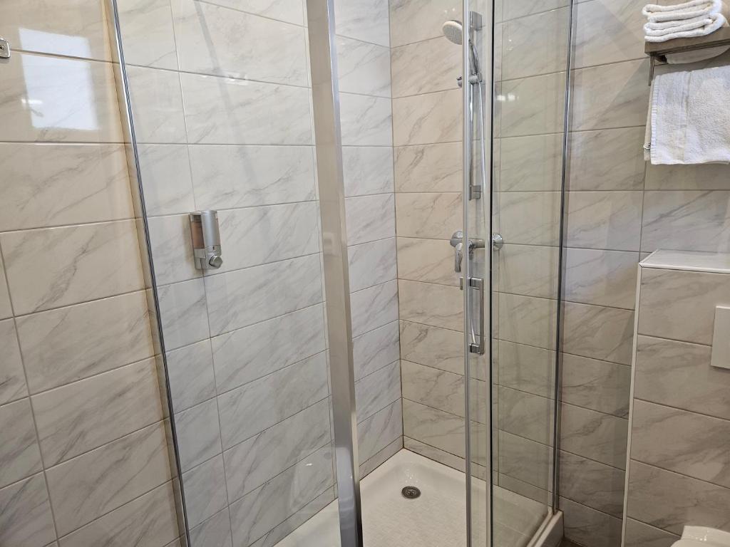 Hôtel Bellevue et du Chariot d'Or - Resim 28