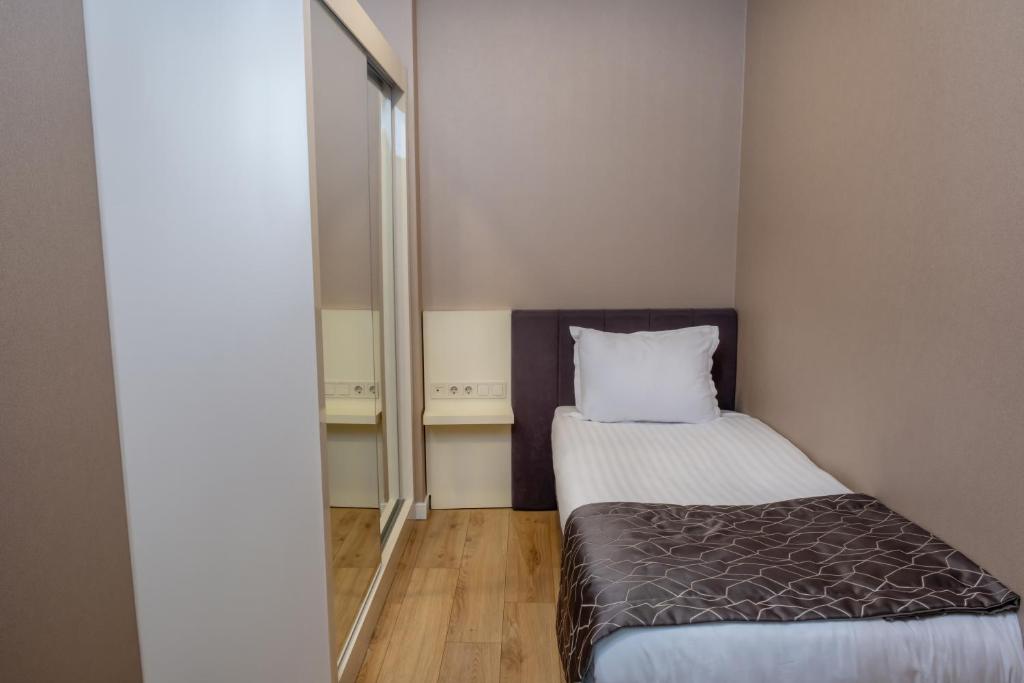 Elm Suite Hotel - Suite Familiar