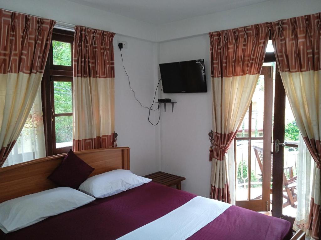 Postel nebo postele na pokoji v ubytování Vino Villa Tourists & Local Accommodations - 24 Hrs