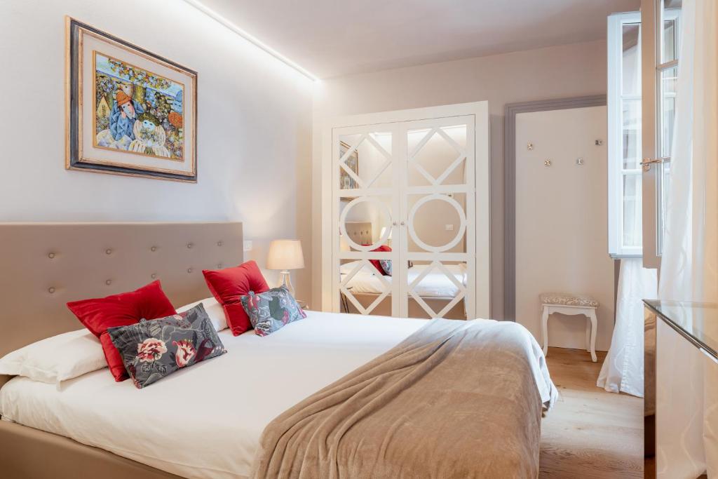 Il Cortile di Elisa & our flats - 13