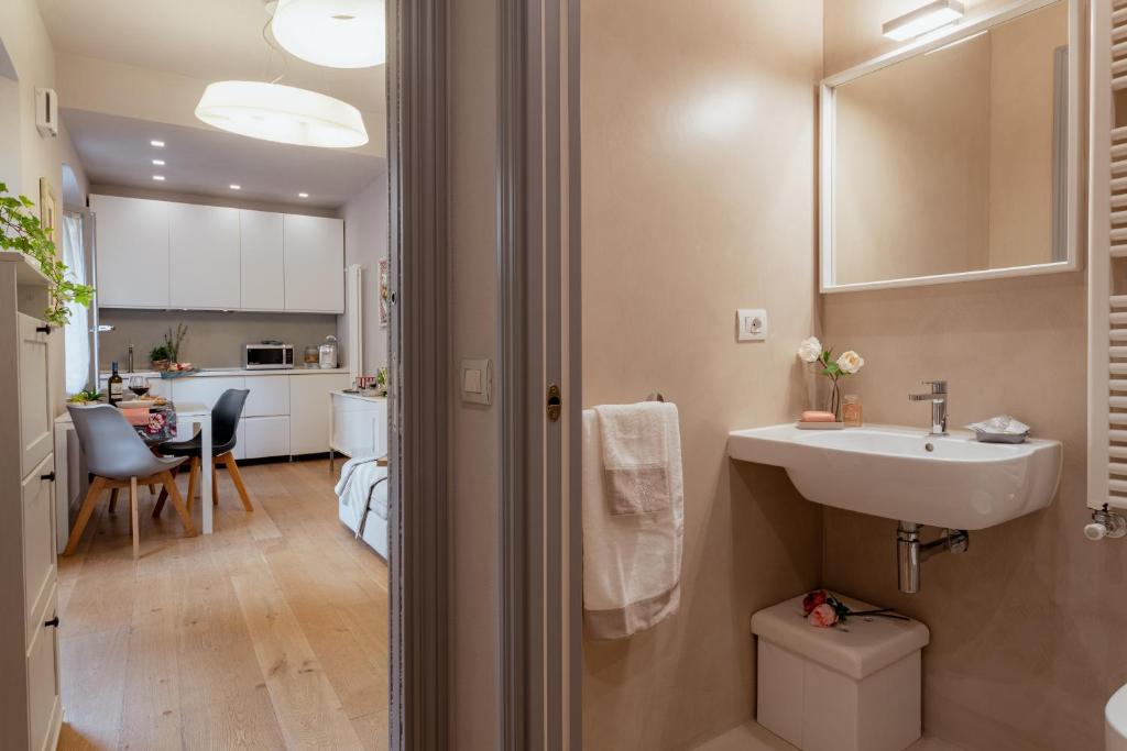 Il Cortile di Elisa & our flats - 15