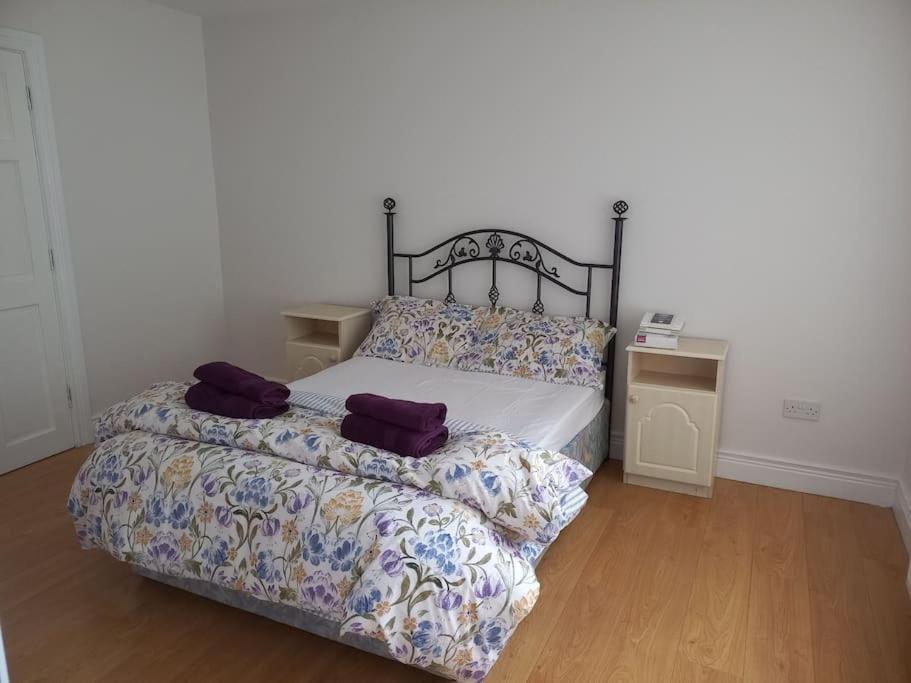Postel nebo postele na pokoji v ubytování Buncrana Class 5 double bed