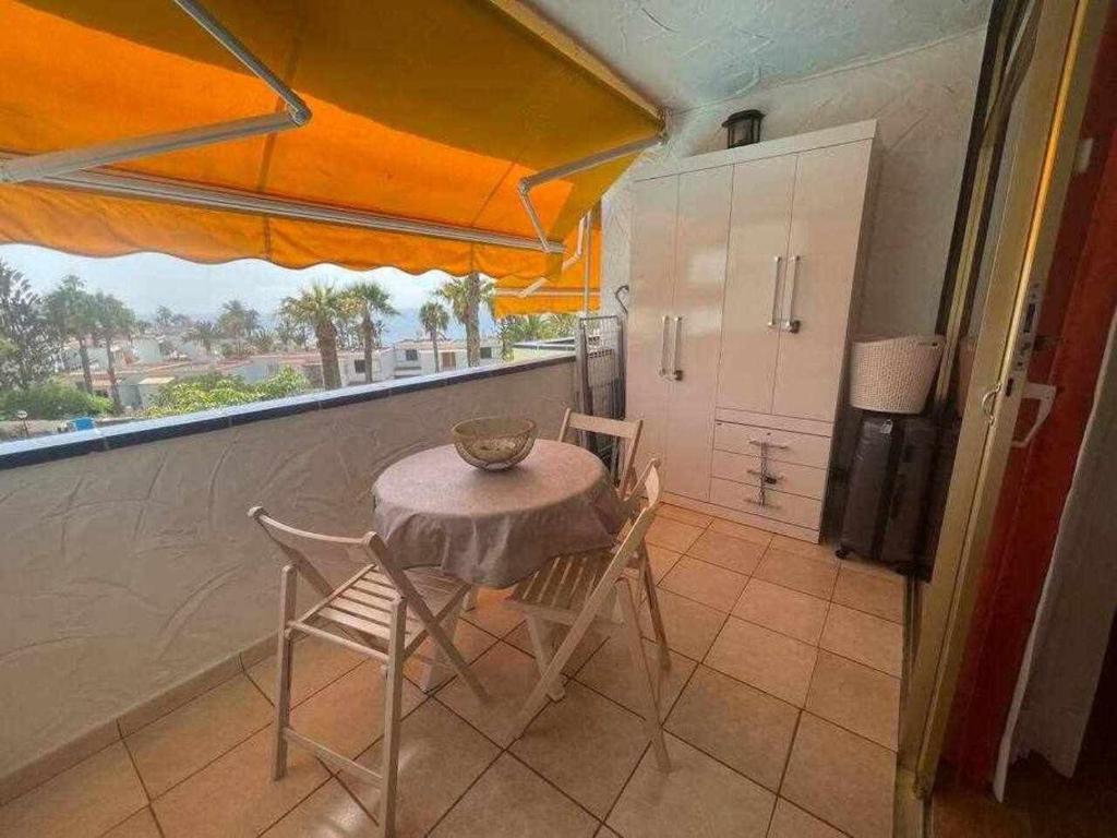 Apartamento con piscina climatizada y vista al mar, San ...