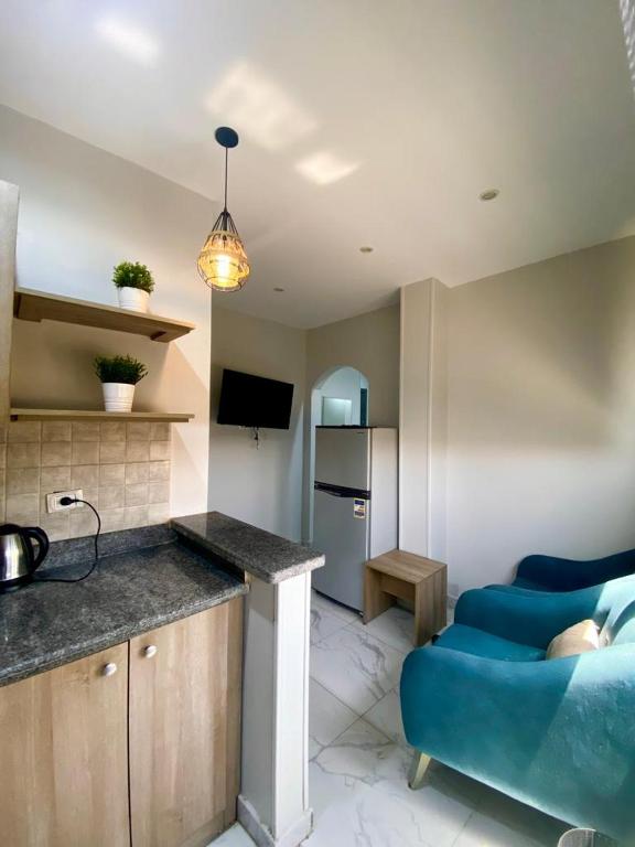 A kitchen or kitchenette at Hostel 390