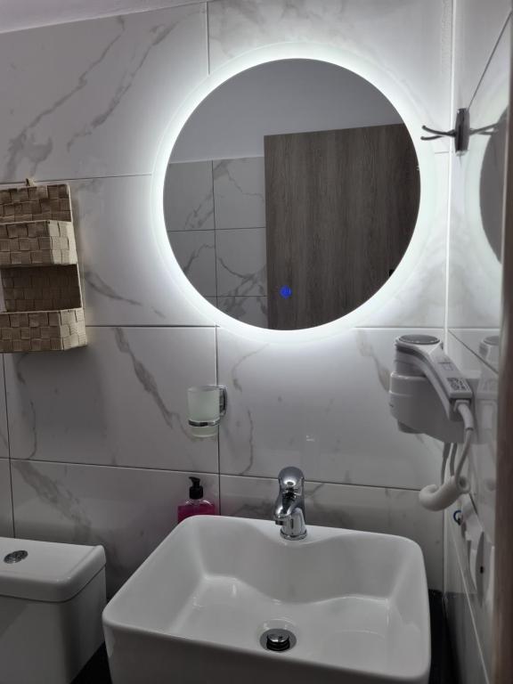 Class Home - Image 3
