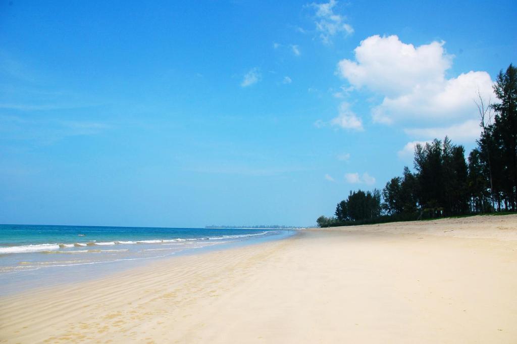 Khaolak Orchid Beach Resort - SHA Extra Plus, Khao Lak – Updated 2024 Prices