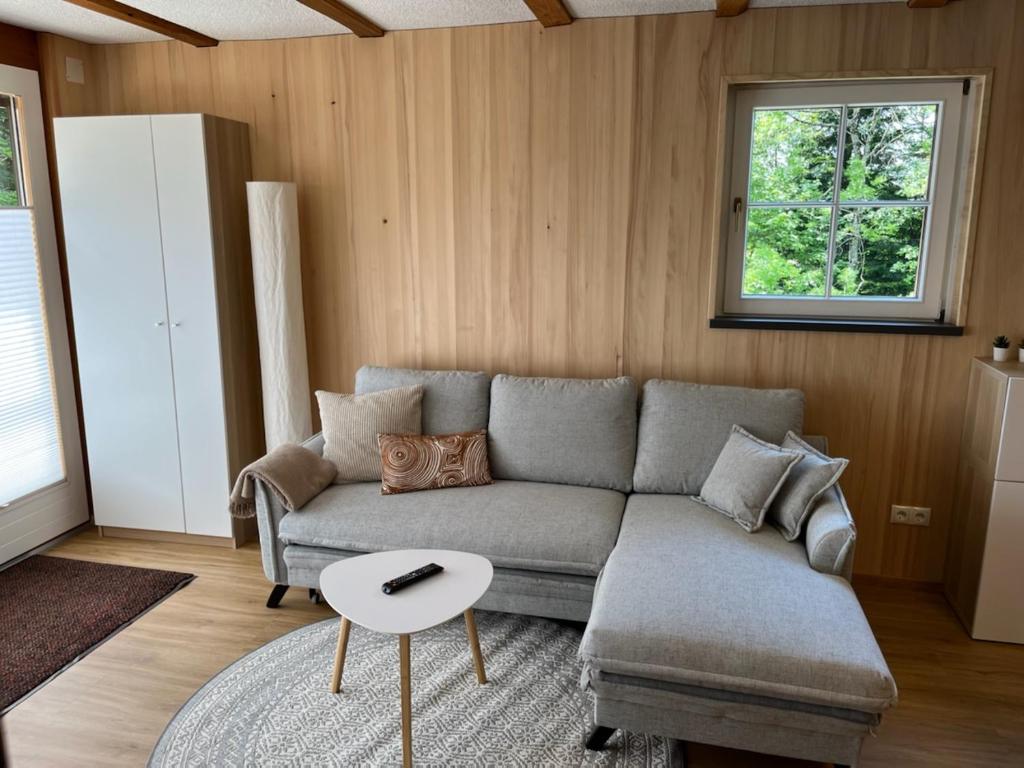 Posezení v ubytování Tiny Haus Dornbirn