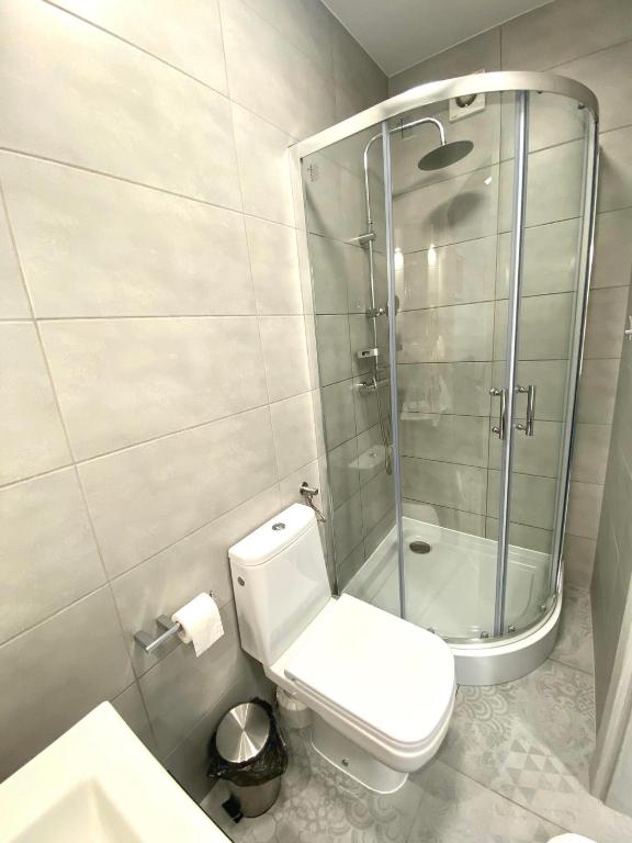 Kúpeľňa v ubytovaní apartament dla 4 osób blisko morza
