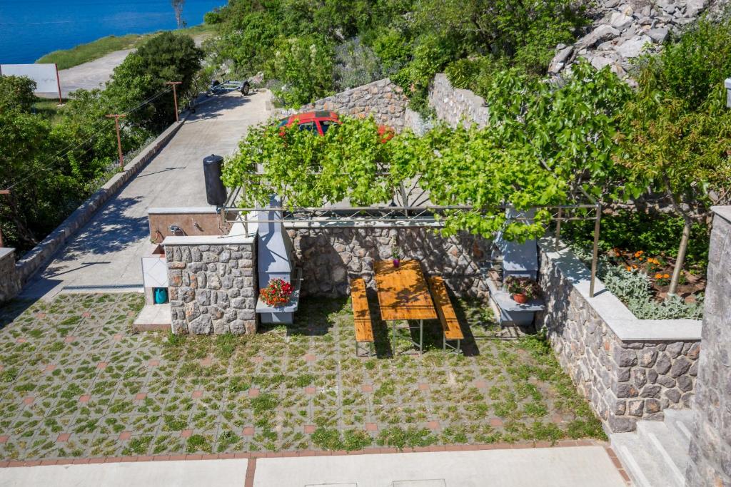 Vonkajšia záhrada v ubytovaní Villa Arca Adriatica
