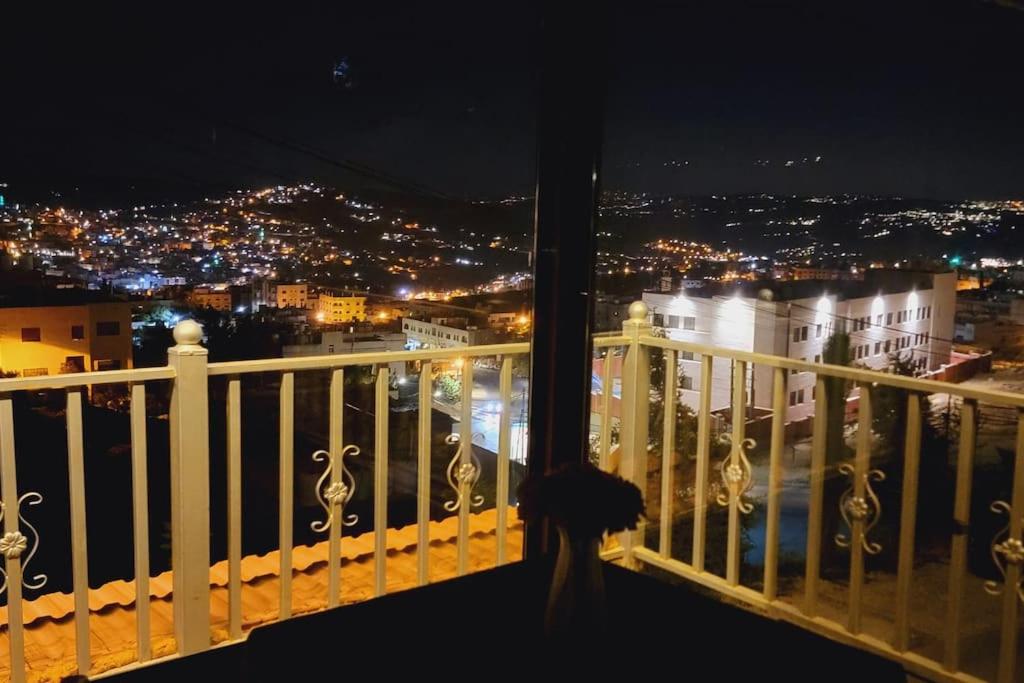 Balkón nebo terasa v ubytování atoom lodge