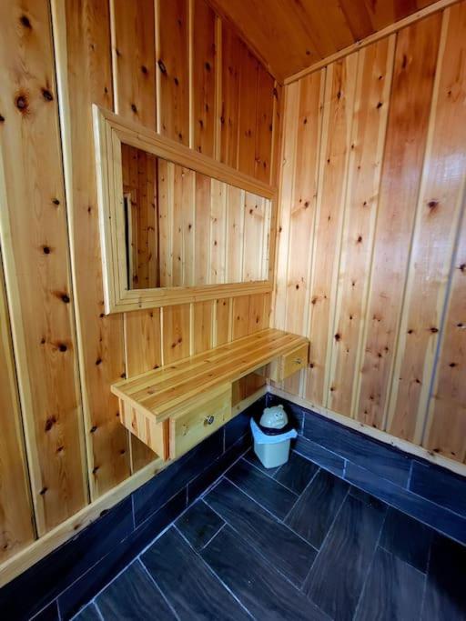 Fotografie z fotogalerie ubytování atoom lodge v destinaci Džaraš