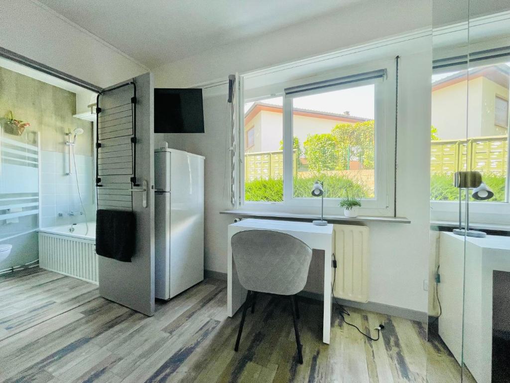 Modern Studio - WiFi, Parking, Near Basel & Airport - Portable AC, dishwasher, washing machine – photo 14