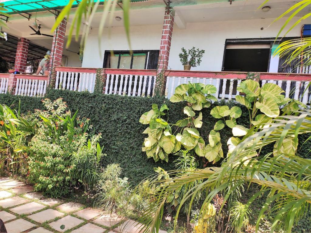 Fotografie z fotogalerie ubytování Nirvaana 3 BHK AC Villa at Yesade v destinaci Āmbli