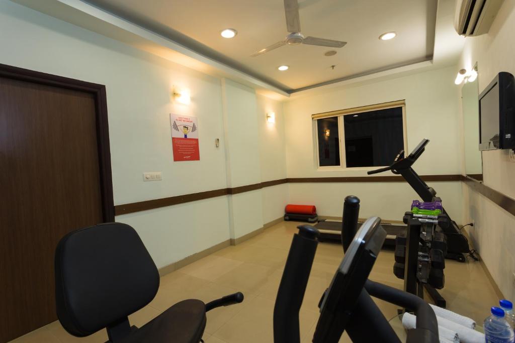 Fitness centrum a/nebo fitness zařízení v ubytování Ginger Noida 63