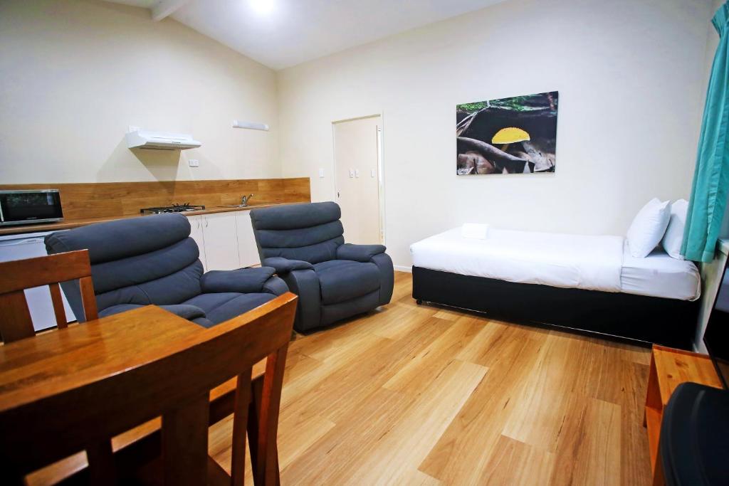 Posezení v ubytování Chambers Wildlife Rainforest Lodges