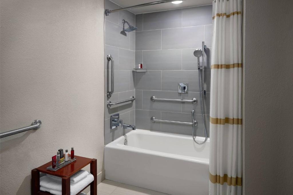 Marriott Tampa Westshore - 