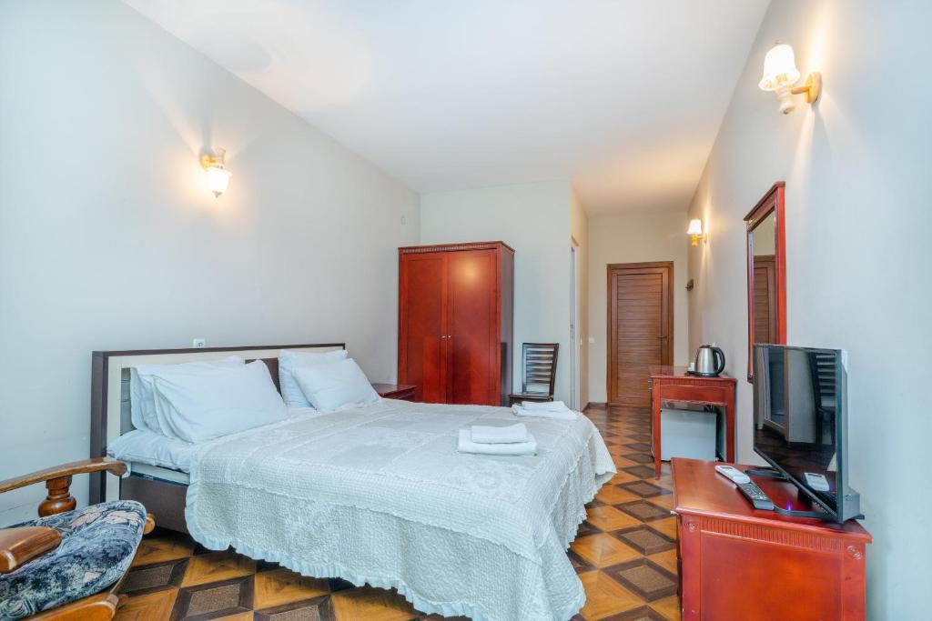 Postel nebo postele na pokoji v ubytování EcoRest - Likani Palace