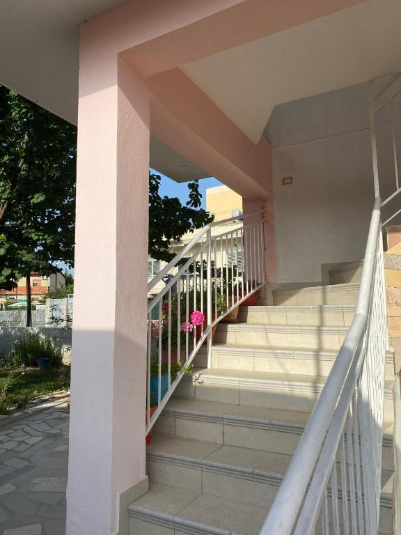 Kristel Holiday Apartment - Imazhi 6
