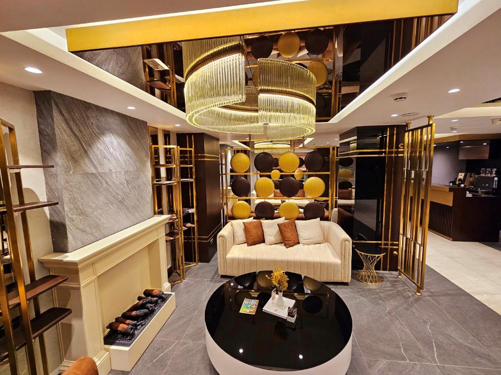 Asur Imperıal Hotel