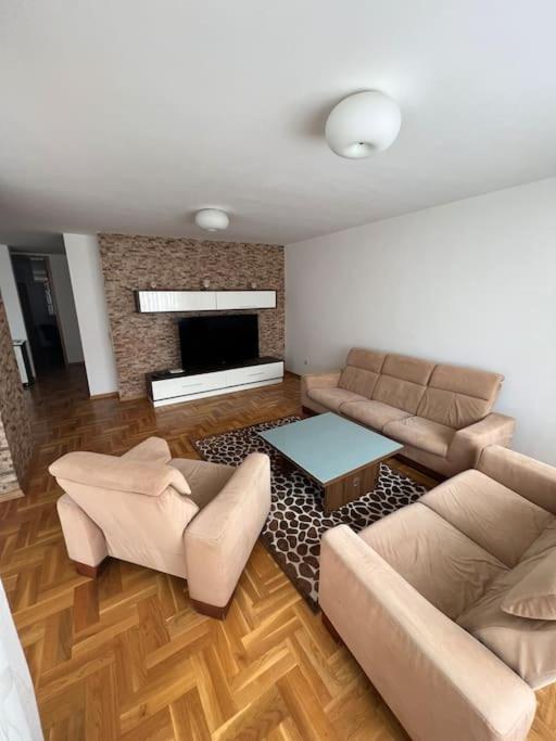 Pristina Apartments, Kosovo