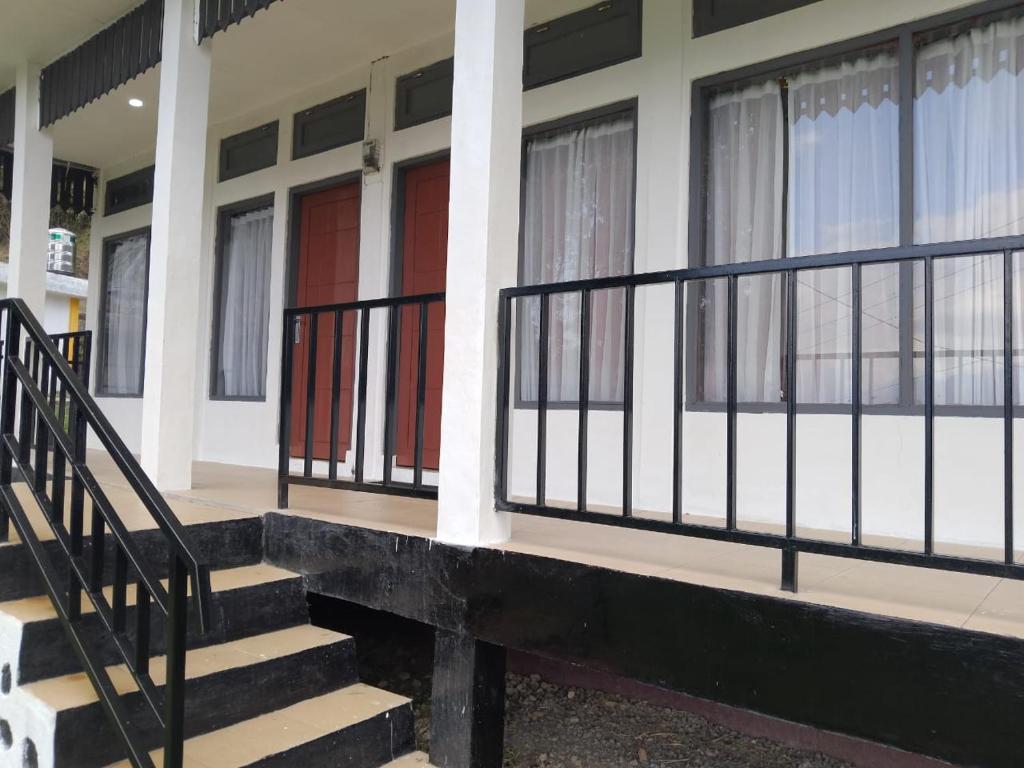 Balkón nebo terasa v ubytování Sao Ria Wisata Lodge