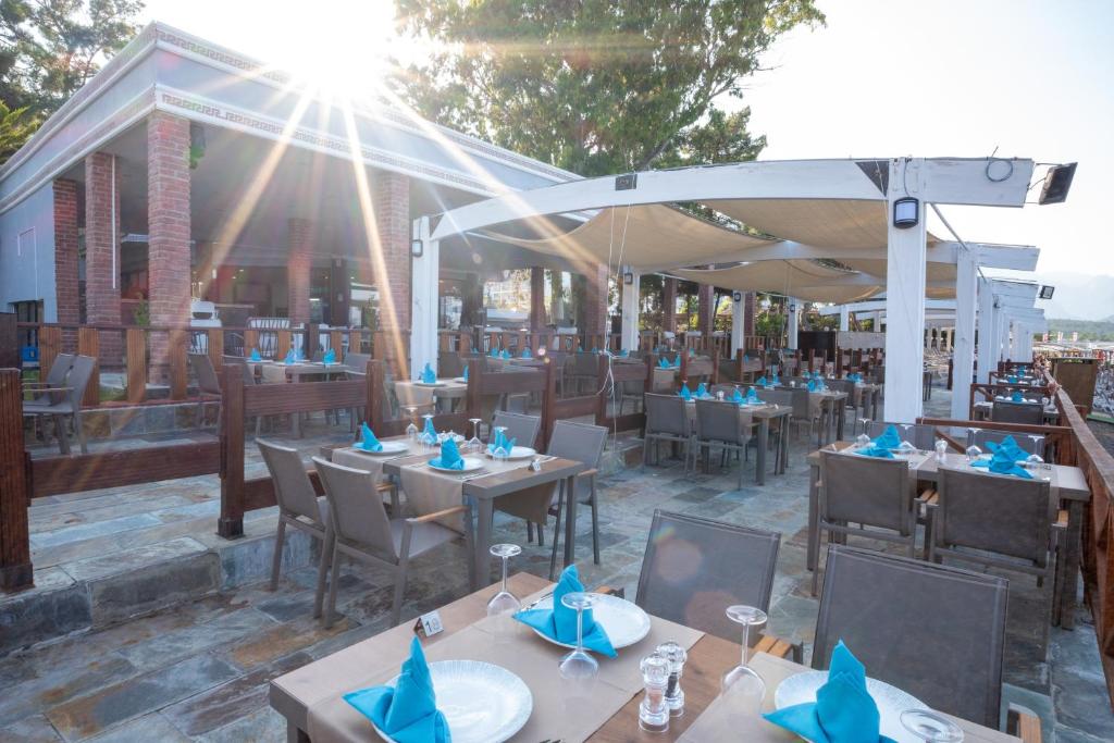 Restaurace v ubytování FORE RESORT & SPA