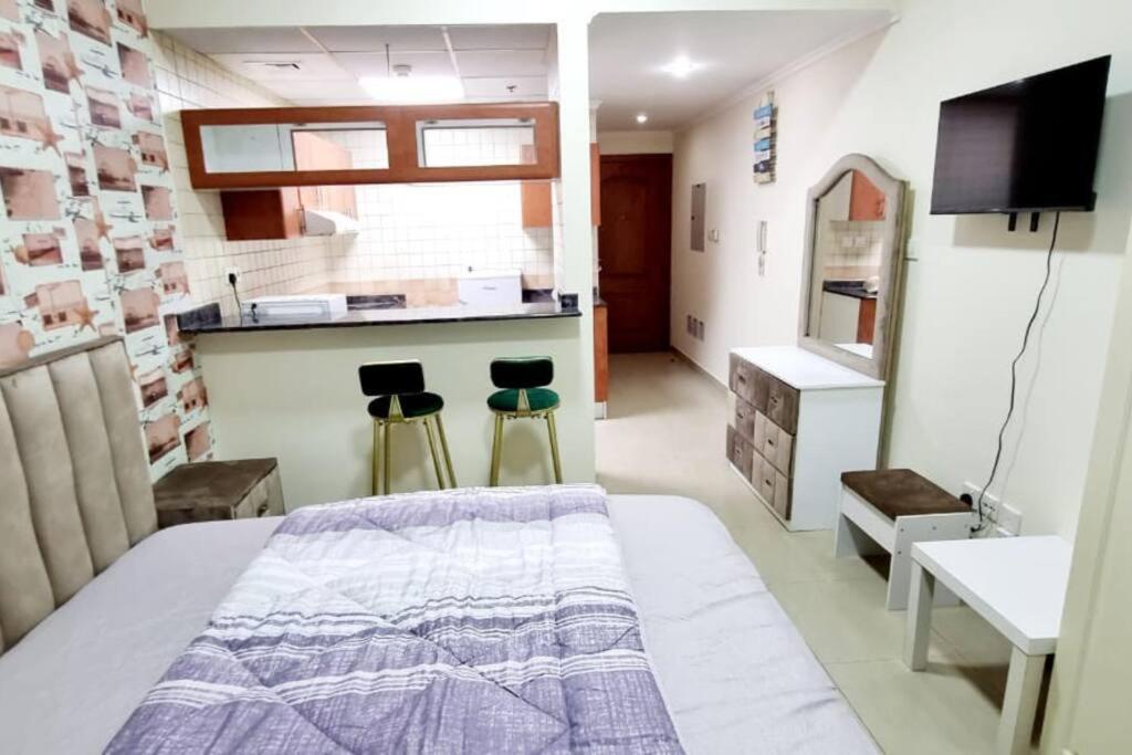 Luxury Studio Dubai Marina, Dubai (updated prices 2024)