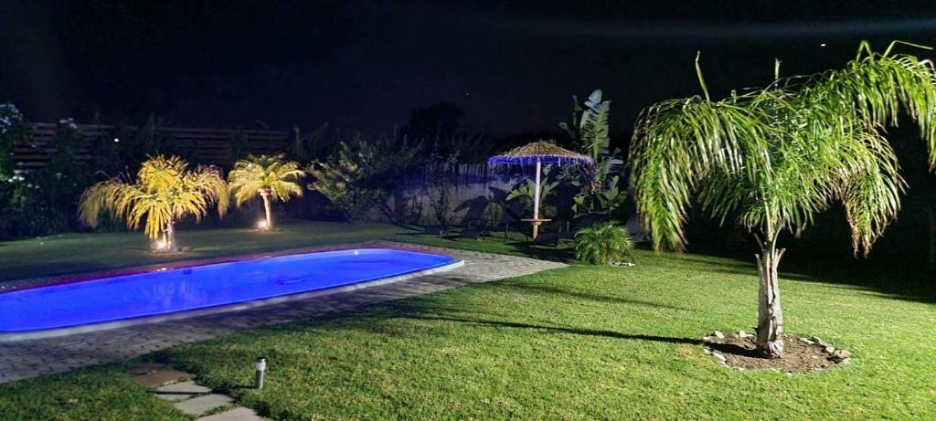 Bazén v ubytování M&B Luxury House nebo v jeho okolí