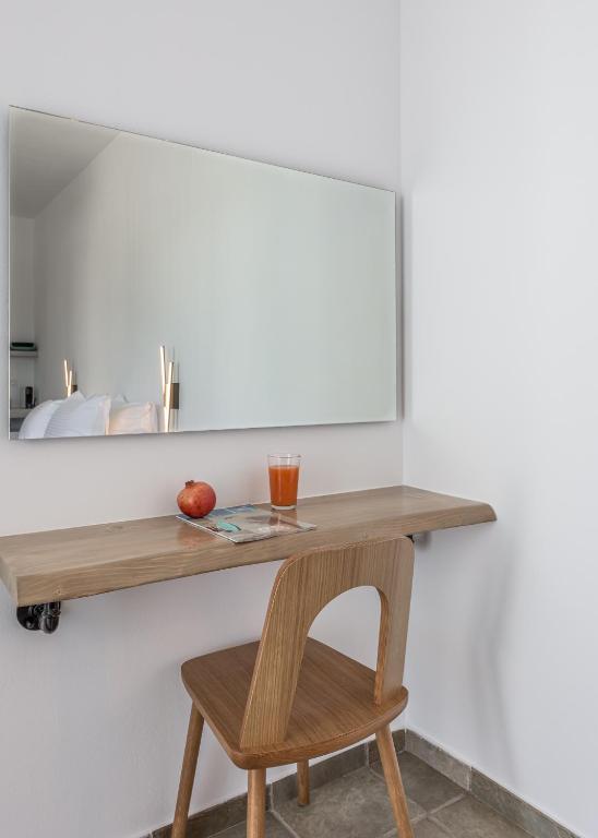 Michalis Studios - 7