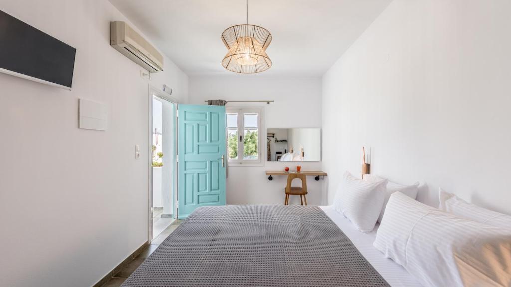 Michalis Studios - 11