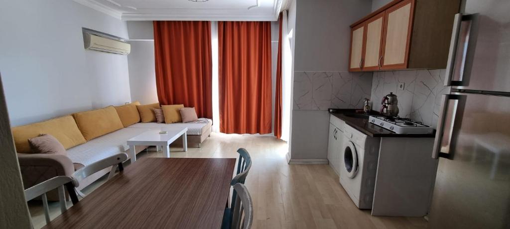 Kuchyň nebo kuchyňský kout v ubytování Konyaaltı Apart Hotel