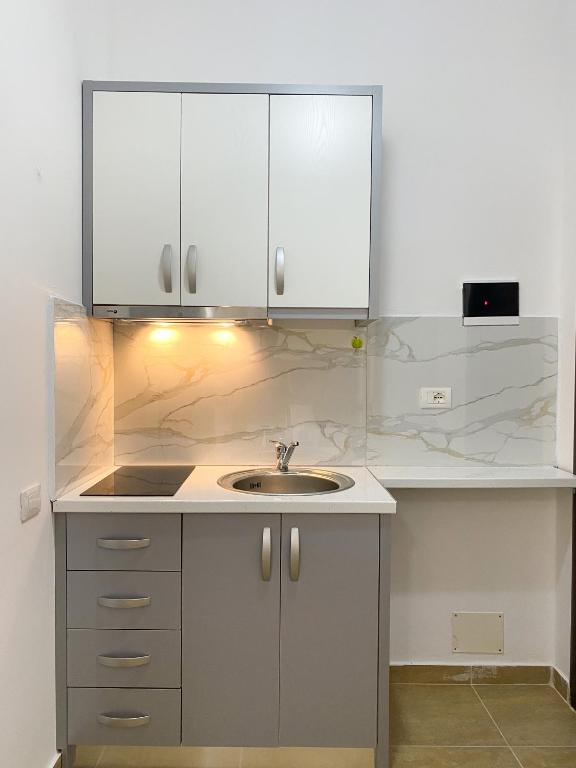Family Apartments Himara - Image 3