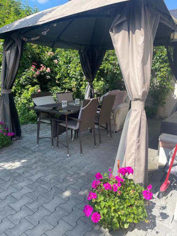 Zahrada ubytování Alia house with garden in Piešťany