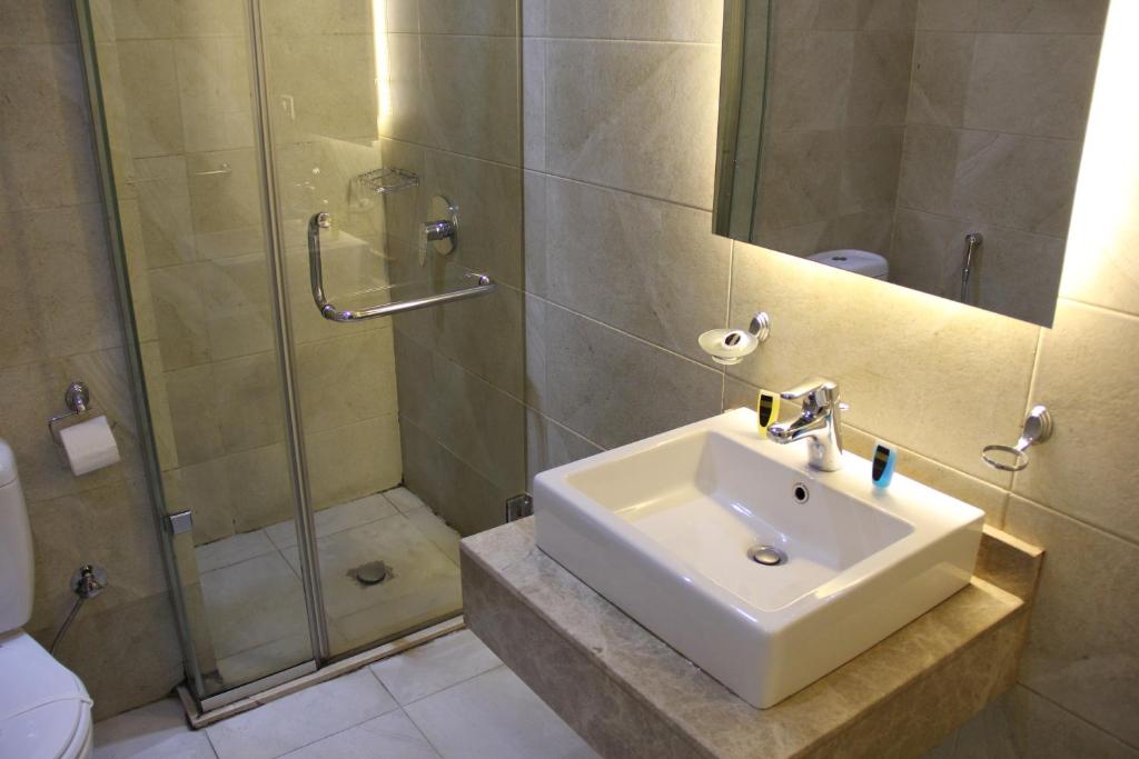Koupelna v ubytování Elysees Hotel Tahrir Square