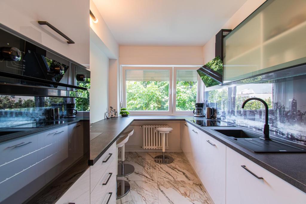 Flexible SelfCheckIns 53 - Zagreb - Loggia - New - Luxury