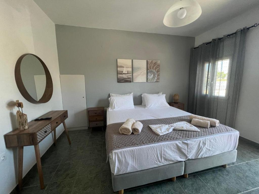 Asterias Studios - 1