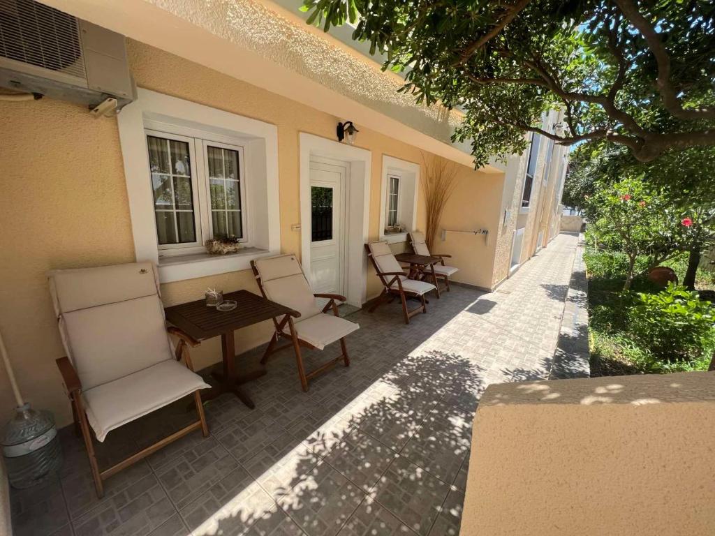 Asterias Studios - 14