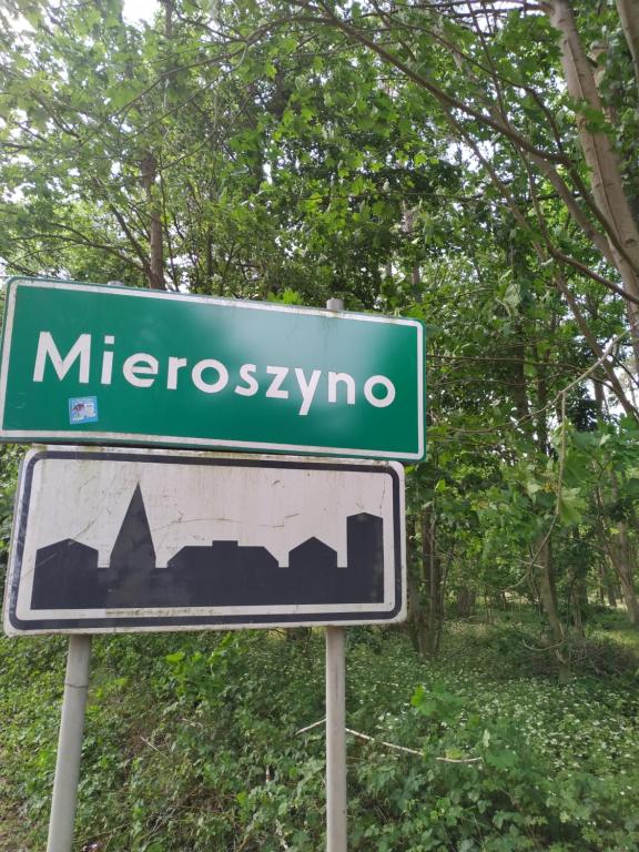 Pokoje u Wiki - Mieroszyno - Housity