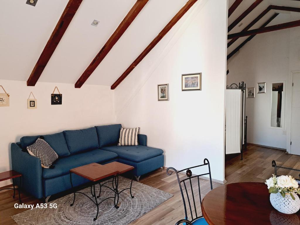 Posedenie v ubytovaní Studio apartman u renesansnoj vili