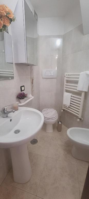 Koupelna v ubytování Casa GianAngel Ostuni
