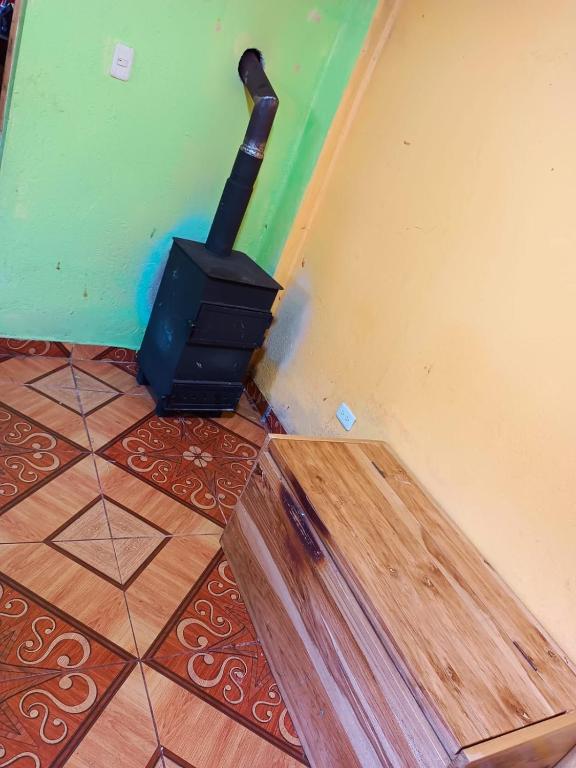 TV a/nebo společenská místnost v ubytování Hostal the backpackers