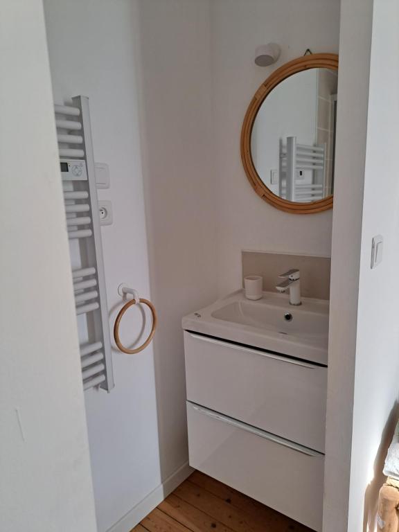 Fotografie z fotogalerie ubytování Appartement calme dans maisonnette v destinaci Graulhet
