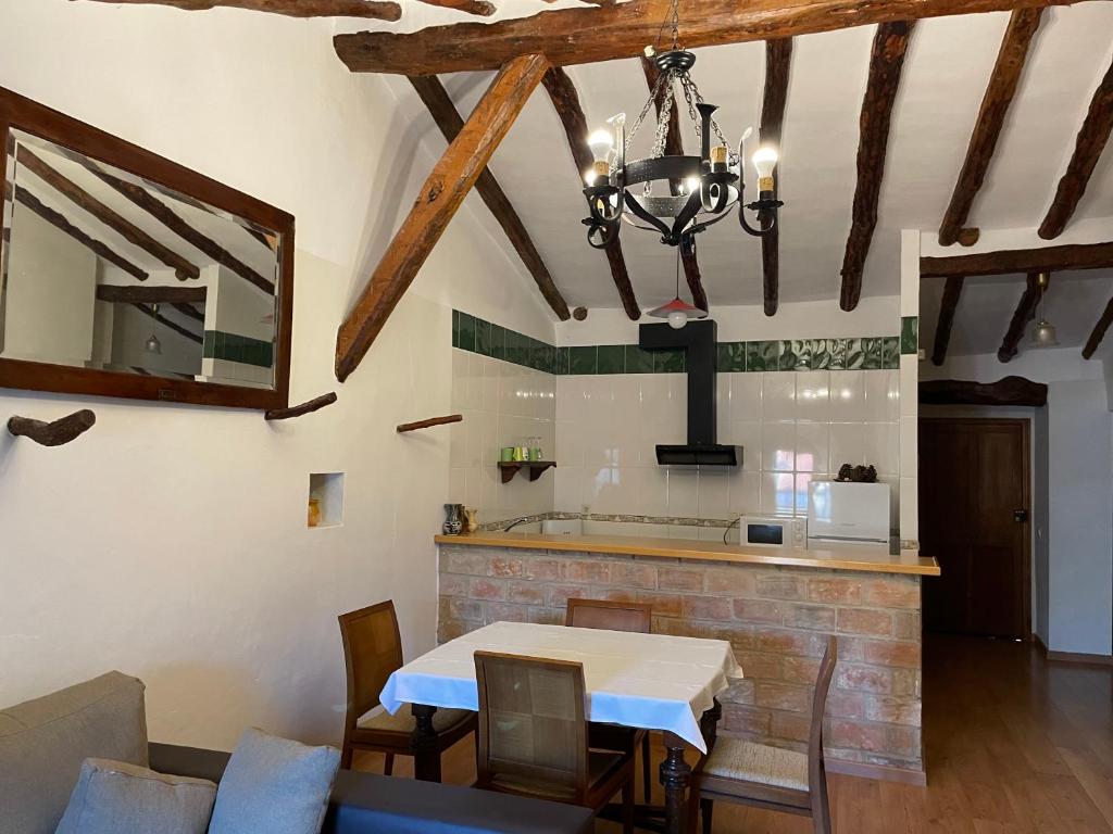 Kuchyňa alebo kuchynka v ubytovaní Casa Rural Aras Apartamentos Turísticos