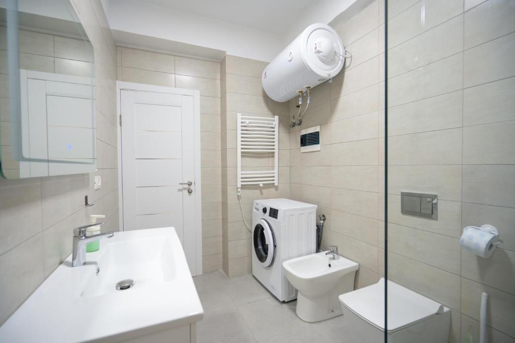 Apartment in the Village with a Sea View - Image 3