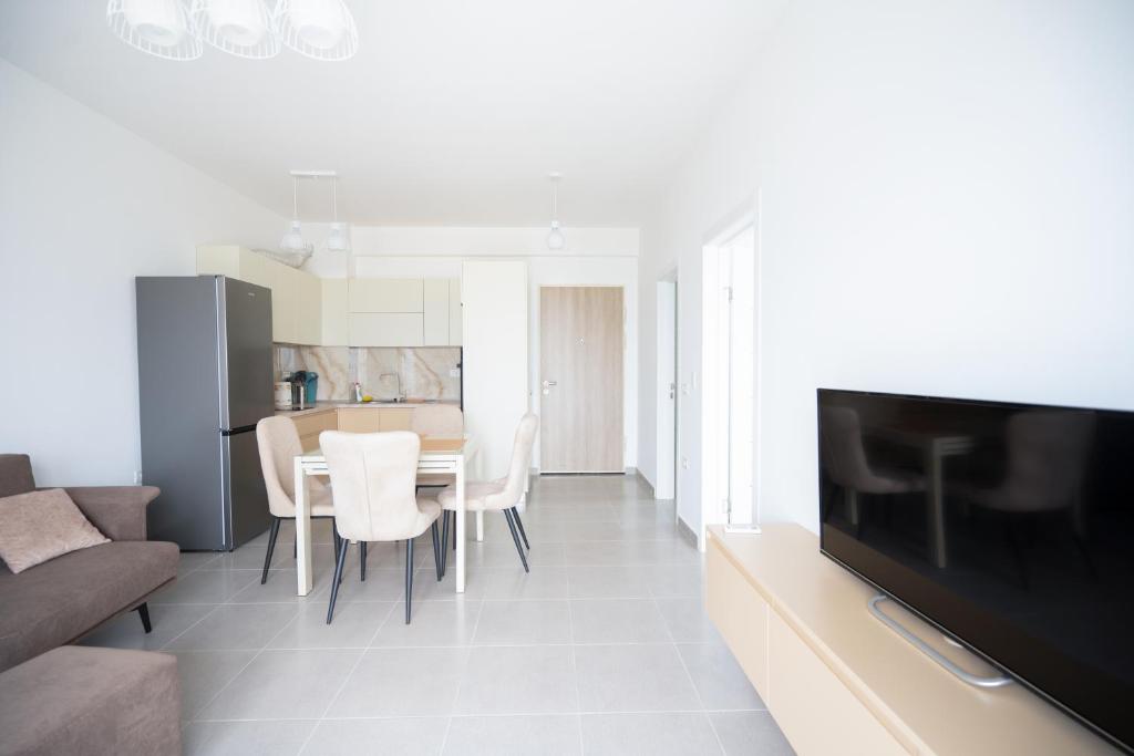 Apartment in the Village with a Sea View - Image 5