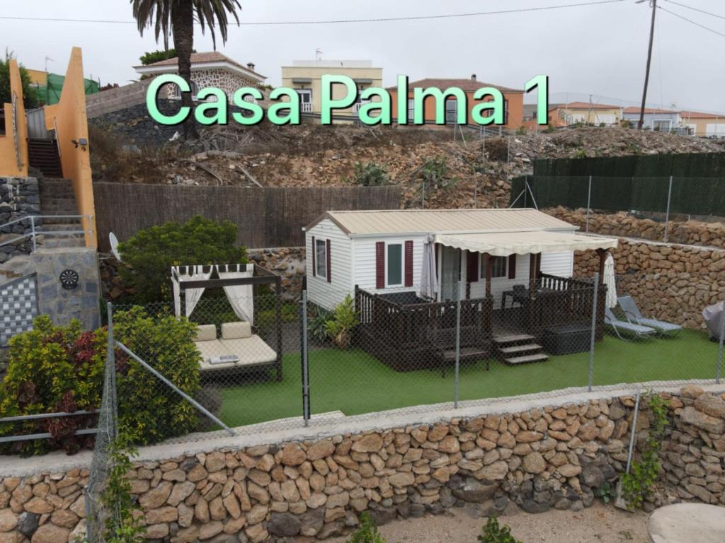 サンミゲル・デ・アボナにあるCasas Palmaの遊び場付家の模型
