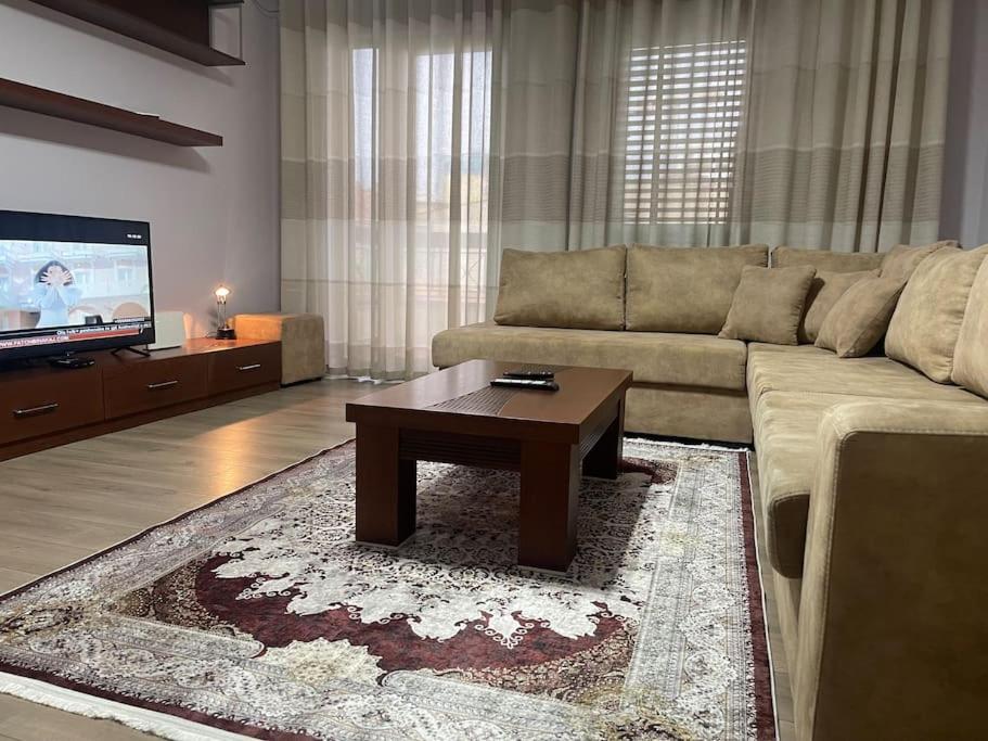 Fancy apartment - Image 1