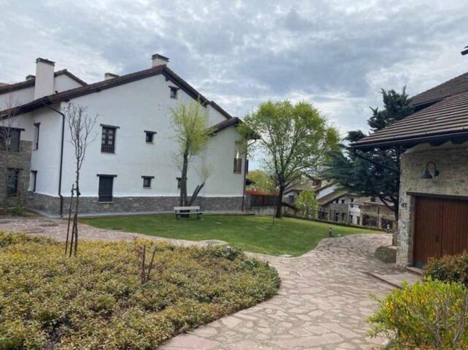 Budova, kde se apartmán nachází