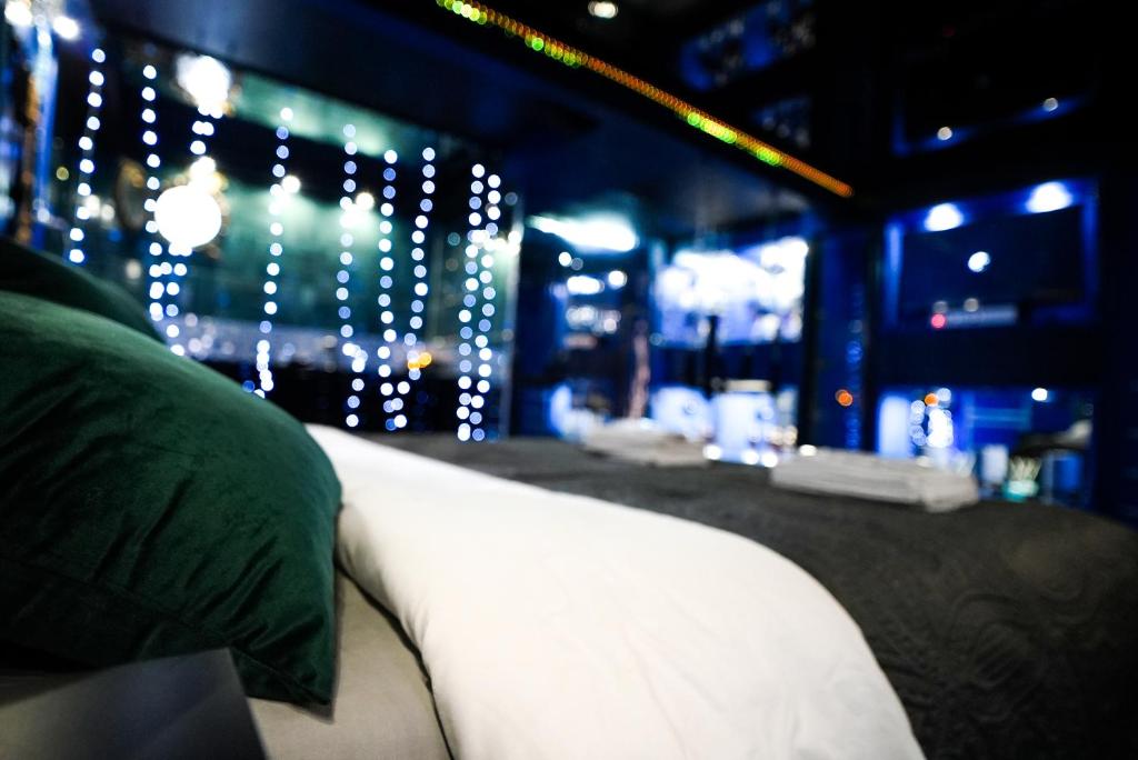 Grey Aqua SPA by Secret Apartament - 15