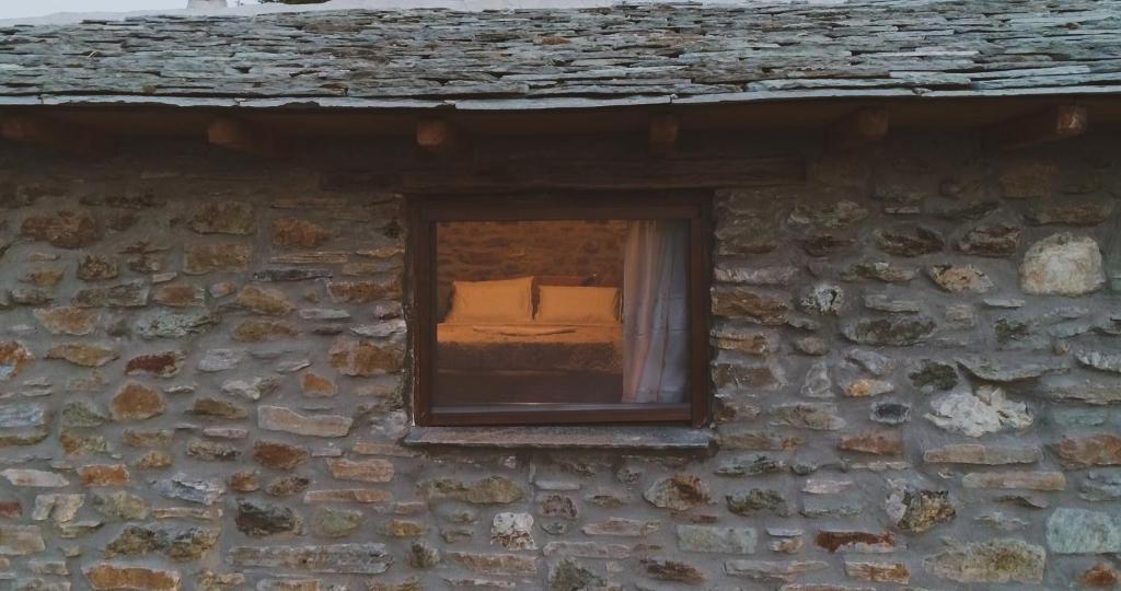 Fotografie z fotogalerie ubytování Aristoteli's Stone House v destinaci Makrirrákhi